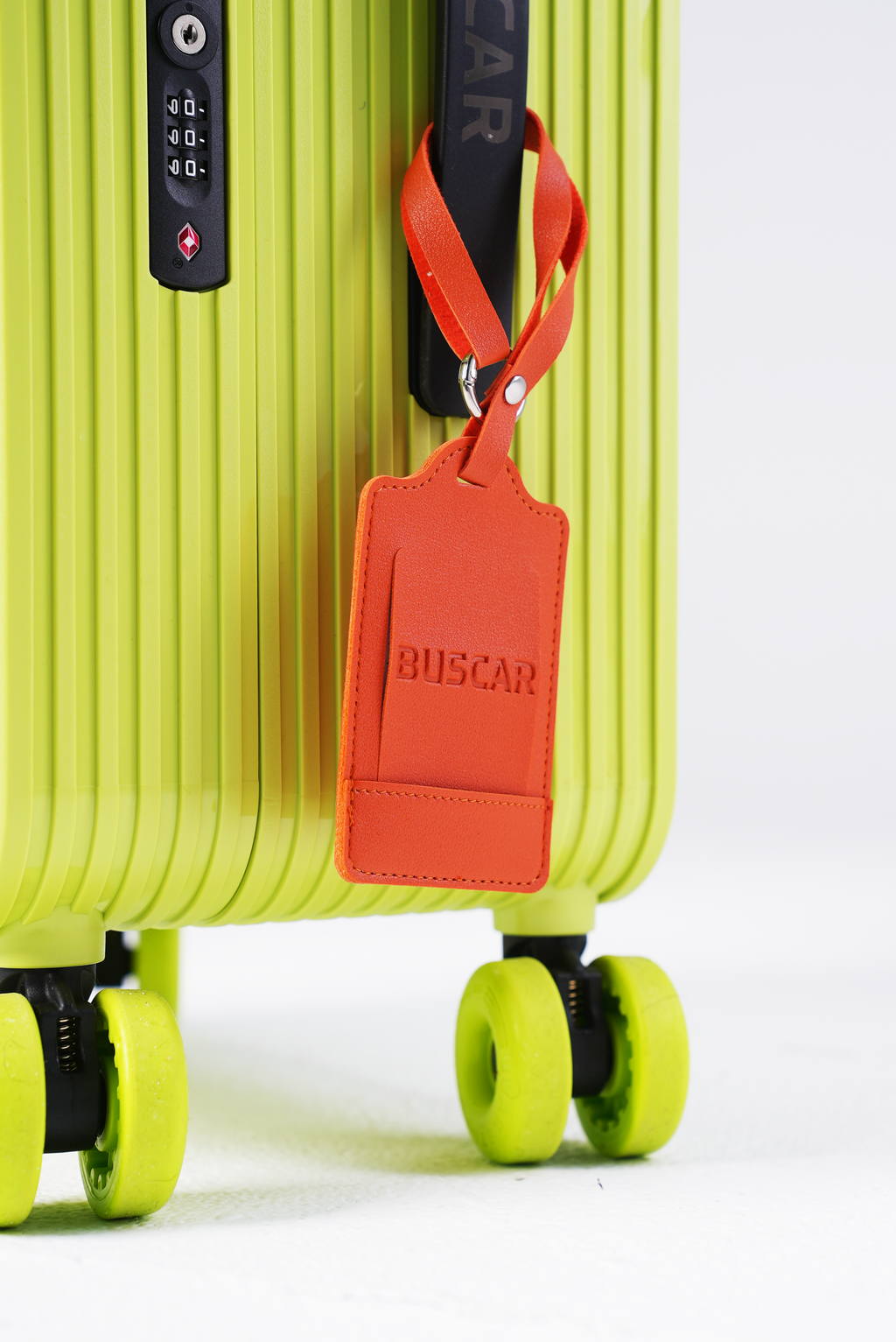 BUSCAR ACID LIME CABIN BAG